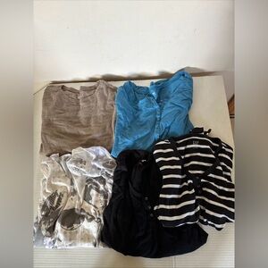 Bundle of 5 gap shirts size L